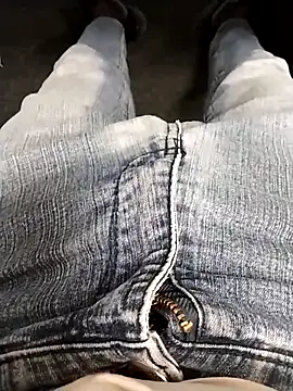 Ajayy01 online show from April 14, 2:44 pm