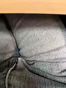 Snapshot of Ajayy01 chatting on November 28, 7:41 am Ajayy01 online show from November 28, 7:41 am