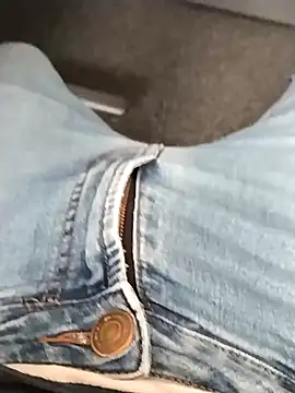 Snapshot of Ajayy01 chatting on December 3, 11:20 am Ajayy01 online show from December 3, 11:20 am