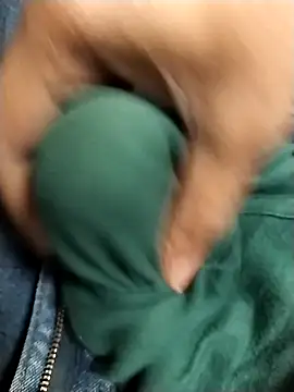 Snapshot of Ajayy01 chatting on December 4, 4:28 pm Ajayy01 online show from December 4, 4:28 pm