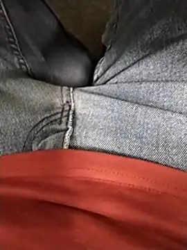 Ajayy01 online show from April 10, 9:49 am