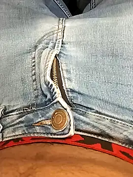 Snapshot of Ajayy01 chatting on November 3, 3:48 pm Ajayy01 online show from November 3, 3:48 pm