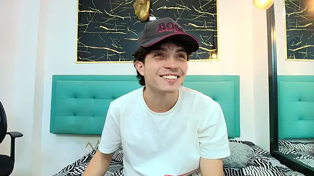 dia fax18 online show from October 25, 8:31 pm