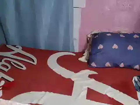 JuicyPussy4u online show from October 23, 11:09 am