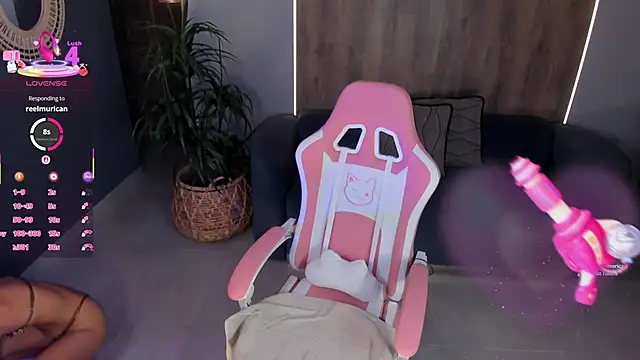 MaddyOwens online show from March 3, 11:06 am