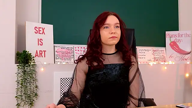 NoraHaynes online show from May 22, 3:04 am