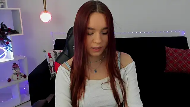 NoraHaynes online show from December 22, 3:06 am