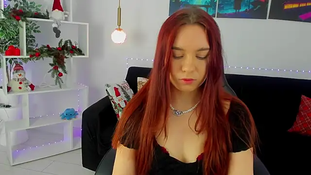 NoraHaynes online show from December 15, 4:18 am