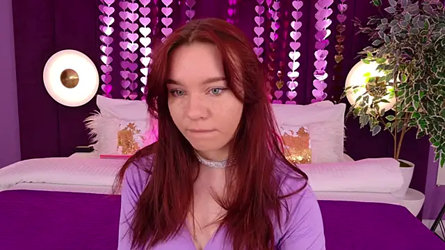 NoraHaynes online show from April 5, 3:02 am