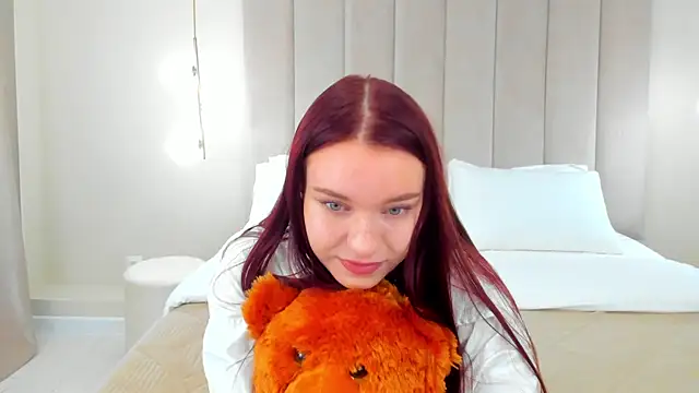 NoraHaynes online show from September 19, 2:37 am