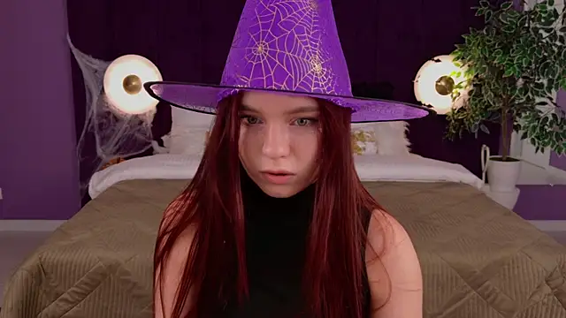 NoraHaynes online show from November 1, 3:13 am