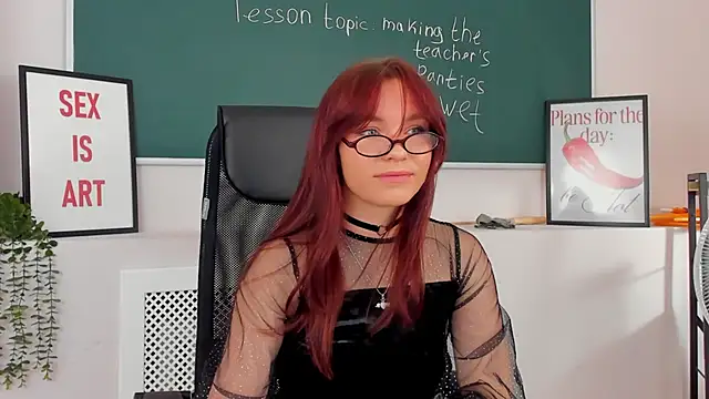 NoraHaynes online show from March 31, 5:42 am