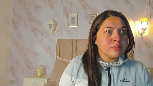 Snapshot of Paula_And chatting on January 17, 11:36 am Paula And online show from January 17, 11:36 am