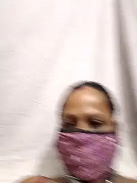 shalubhabhi69 online show from November 6, 7:07 pm