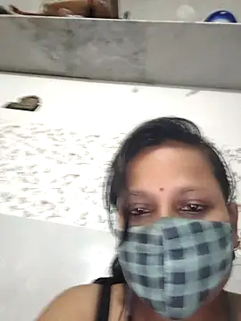 shalubhabhi69 online show from September 24, 9:10 pm