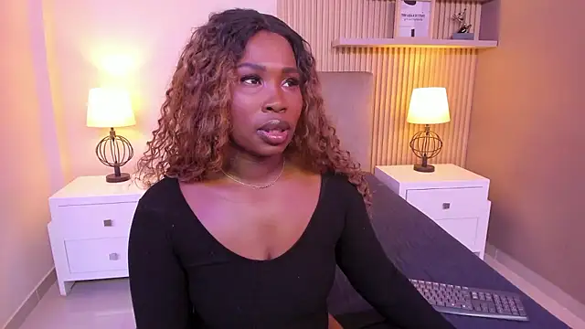 SerenaWinslow online show from January 14, 11:58 am