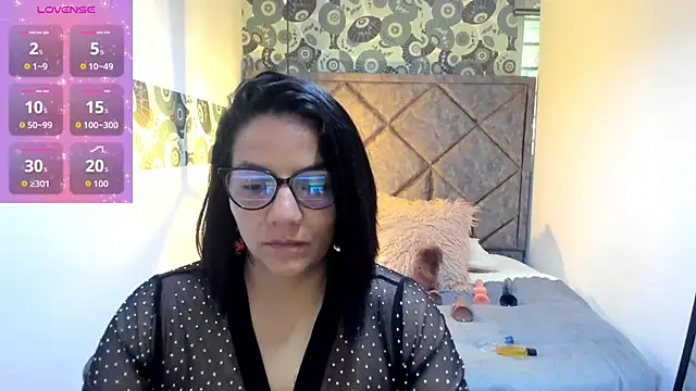 Snapshot of Megan_Milf__ chatting on September 23, 12:34 pm Megan Milf online show from September 23, 12:34 pm