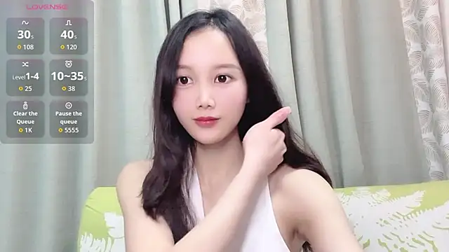 Aiyi909- online show from March 29, 4:41 pm