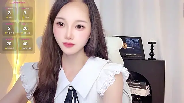 Snapshot of Aiyi909- chatting on July 19, 2:25 pm Aiyi909- online show from July 19, 2:25 pm