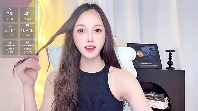 Snapshot of Aiyi909- chatting on July 17, 2:14 pm Aiyi909- online show from July 17, 2:14 pm