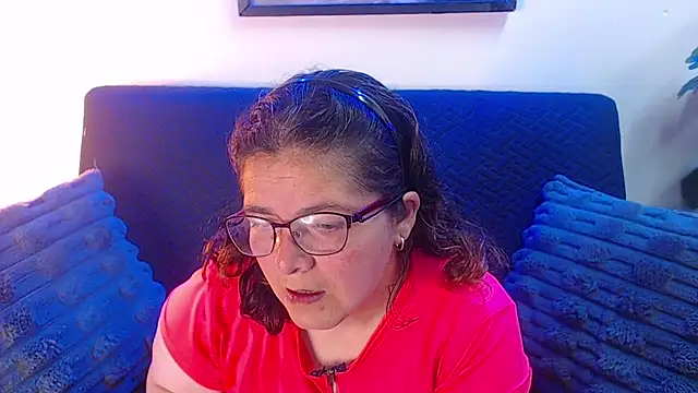 Linda banks  online show from November 30, 1:50 am