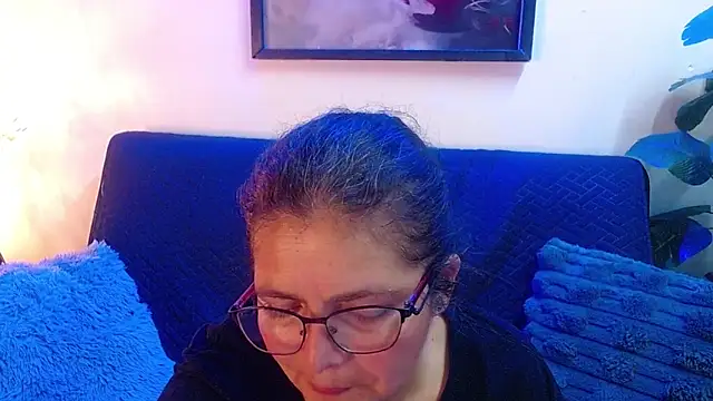 Linda banks  online show from March 21, 2:02 am