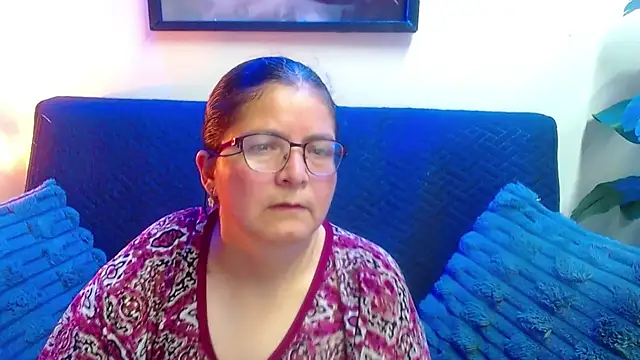 Linda banks  online show from May 13, 1:23 am