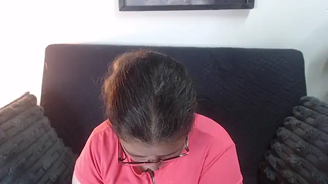 Linda banks  online show from December 5, 2:00 am