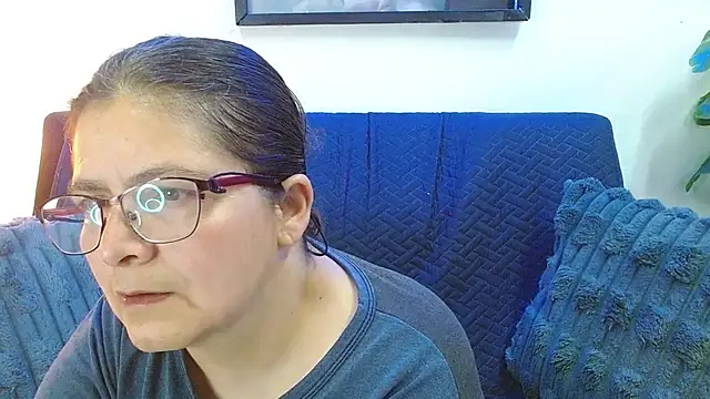 Snapshot of Linda_banks_ chatting on September 19, 1:53 am Linda banks online show from September 19, 1:53 am