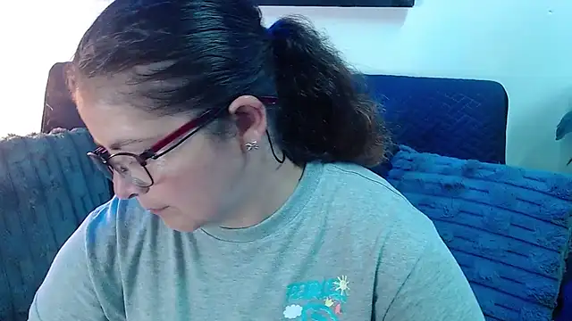 Snapshot of Linda_banks_ chatting on June 19, 1:55 am Linda banks online show from June 19, 1:55 am
