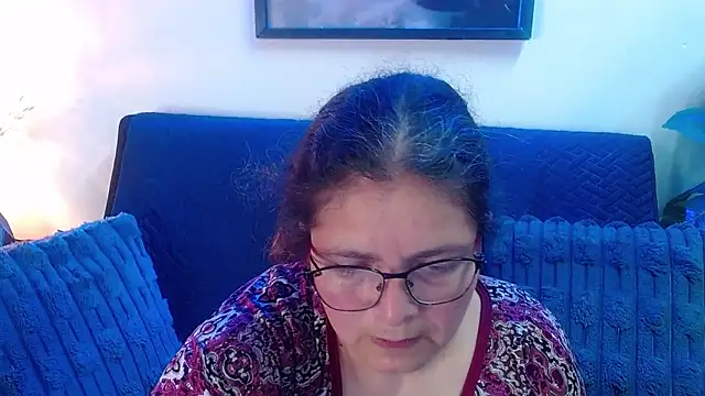 Linda banks  online show from March 7, 2:18 am