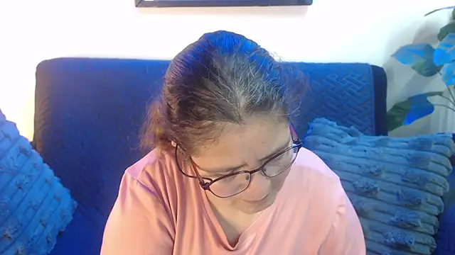 Linda banks  online show from February 12, 1:49 am