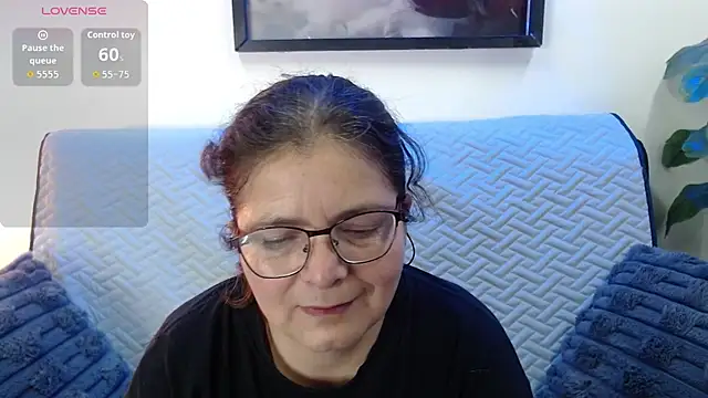 Snapshot of Linda_banks_ chatting on October 10, 1:39 am Linda banks online show from October 10, 1:39 am