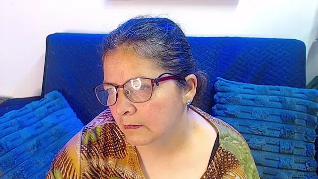 Linda banks  online show from December 15, 1:55 am