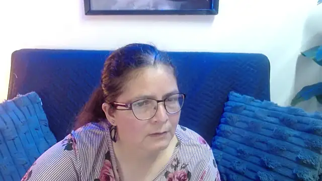 Linda banks  online show from April 23, 1:34 am