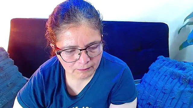 Snapshot of Linda_banks_ chatting on July 11, 2:12 am Linda banks online show from July 11, 2:12 am