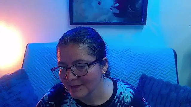 Linda banks  online show from November 29, 2:12 am