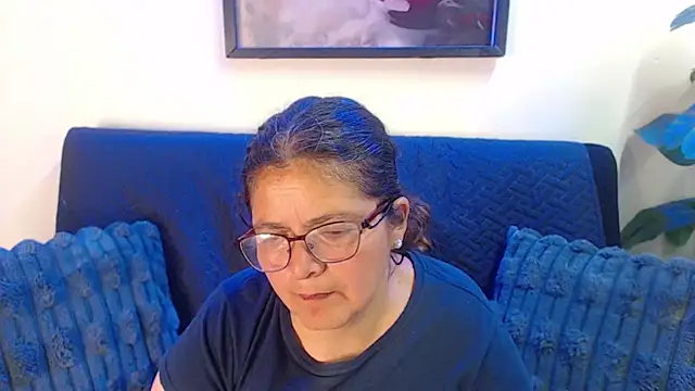 Linda banks  online show from January 8, 1:33 am