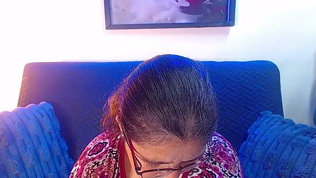 Linda banks  online show from November 16, 1:10 am