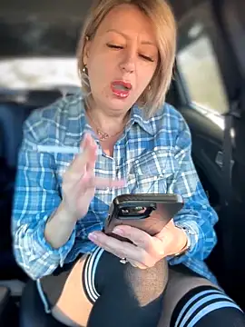 Milena-MilfaXXX online show from March 29, 2:35 am