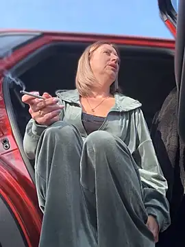 Milena-MilfaXXX online show from November 23, 6:12 am