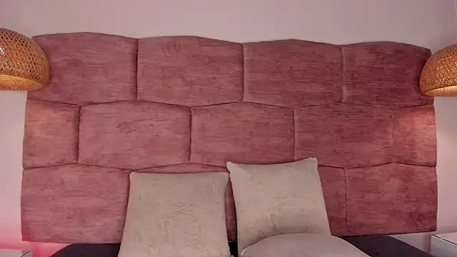 dani velvet online show from February 19, 3:03 am