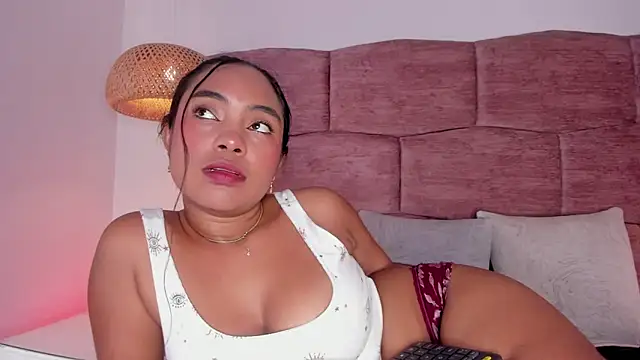 dani velvet online show from February 20, 3:03 am