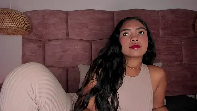 dani velvet online show from February 14, 3:07 am