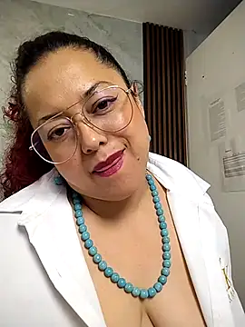 sophimyllers online show from September 19, 2:15 am