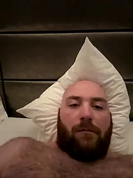 Snapshot of Bidea2034 chatting on November 12, 4:27 am Bidea2034 online show from November 12, 4:27 am