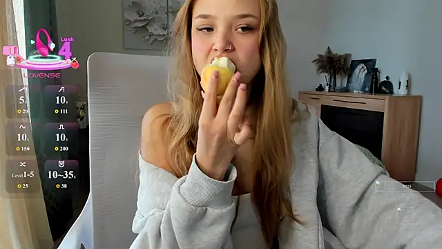 flooora 0 online show from May 9, 2:26 am