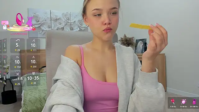 flooora 0 online show from April 19, 1:39 am