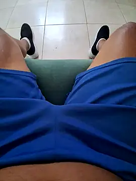 pullitoff online show from October 11, 9:49 pm