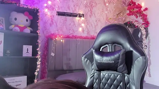 Scarlett21   online show from February 24, 8:53 pm